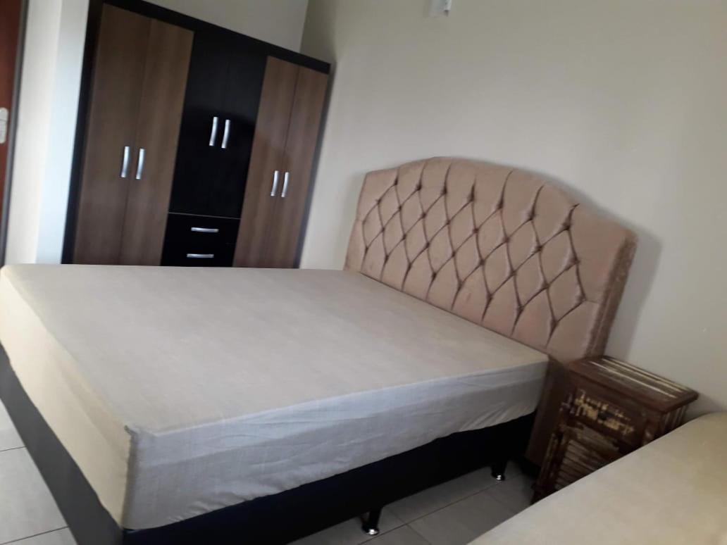 شقة Residencial Franca غاروبابا المظهر الخارجي الصورة