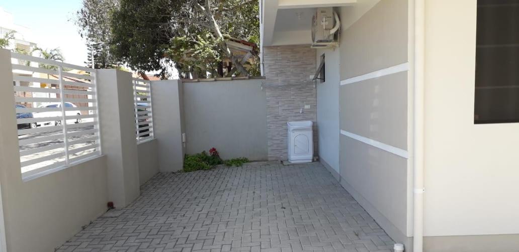 شقة Residencial Franca غاروبابا المظهر الخارجي الصورة
